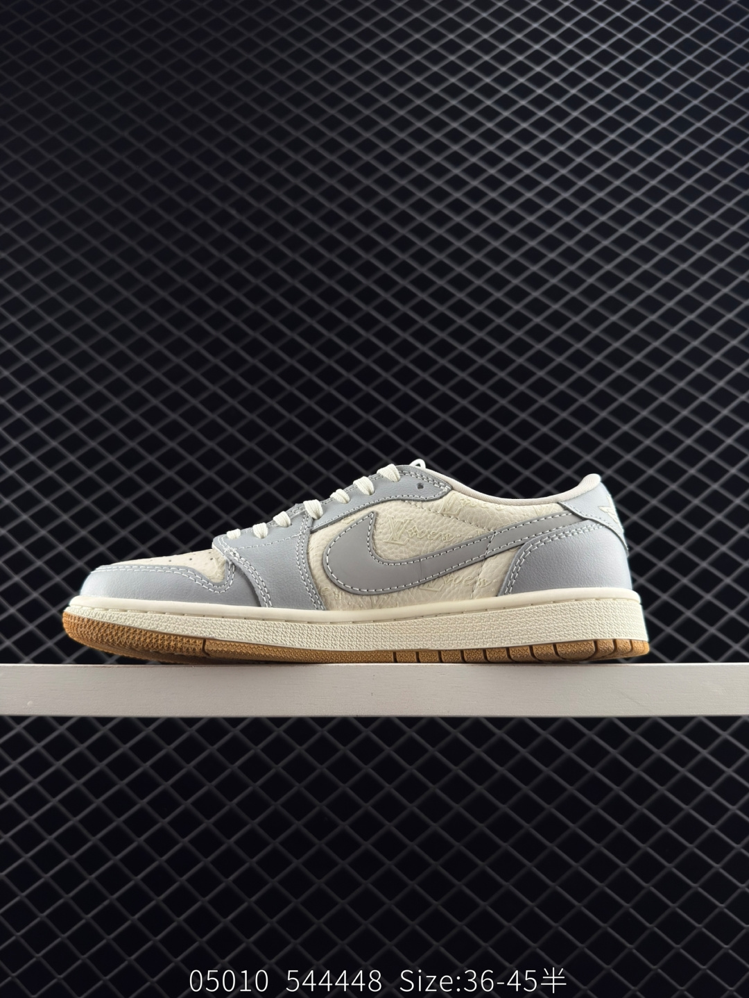 Nike AIR JORDAN 1 RETRO LOW